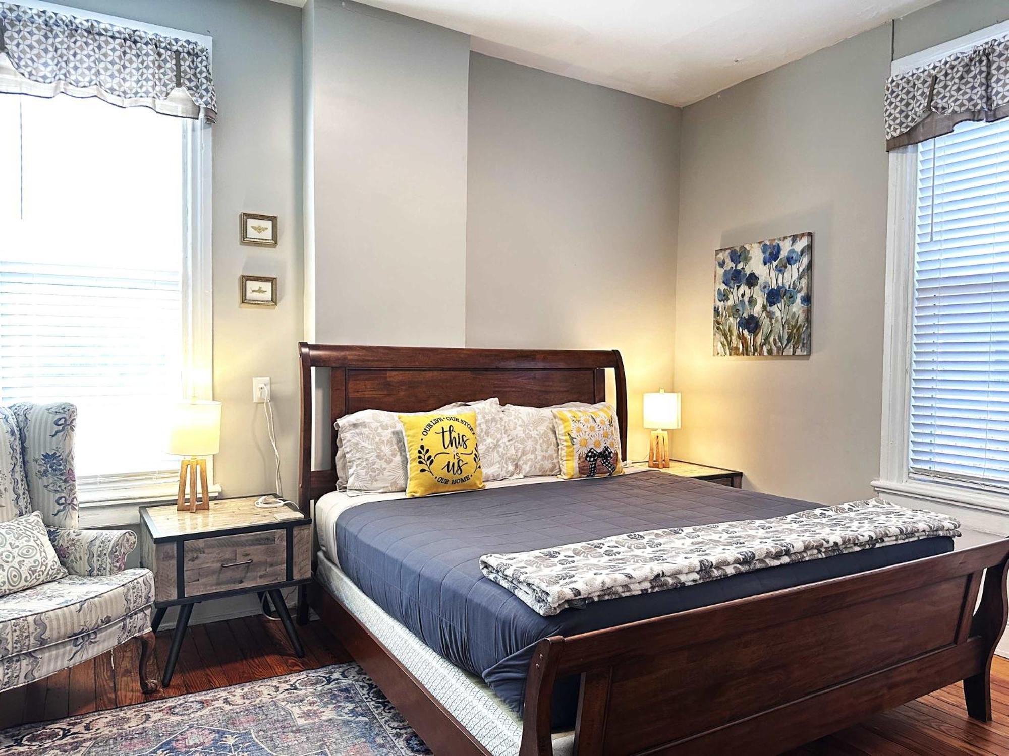 G4 King Bed Central Location Museums Free Parking Richmond Exteriér fotografie